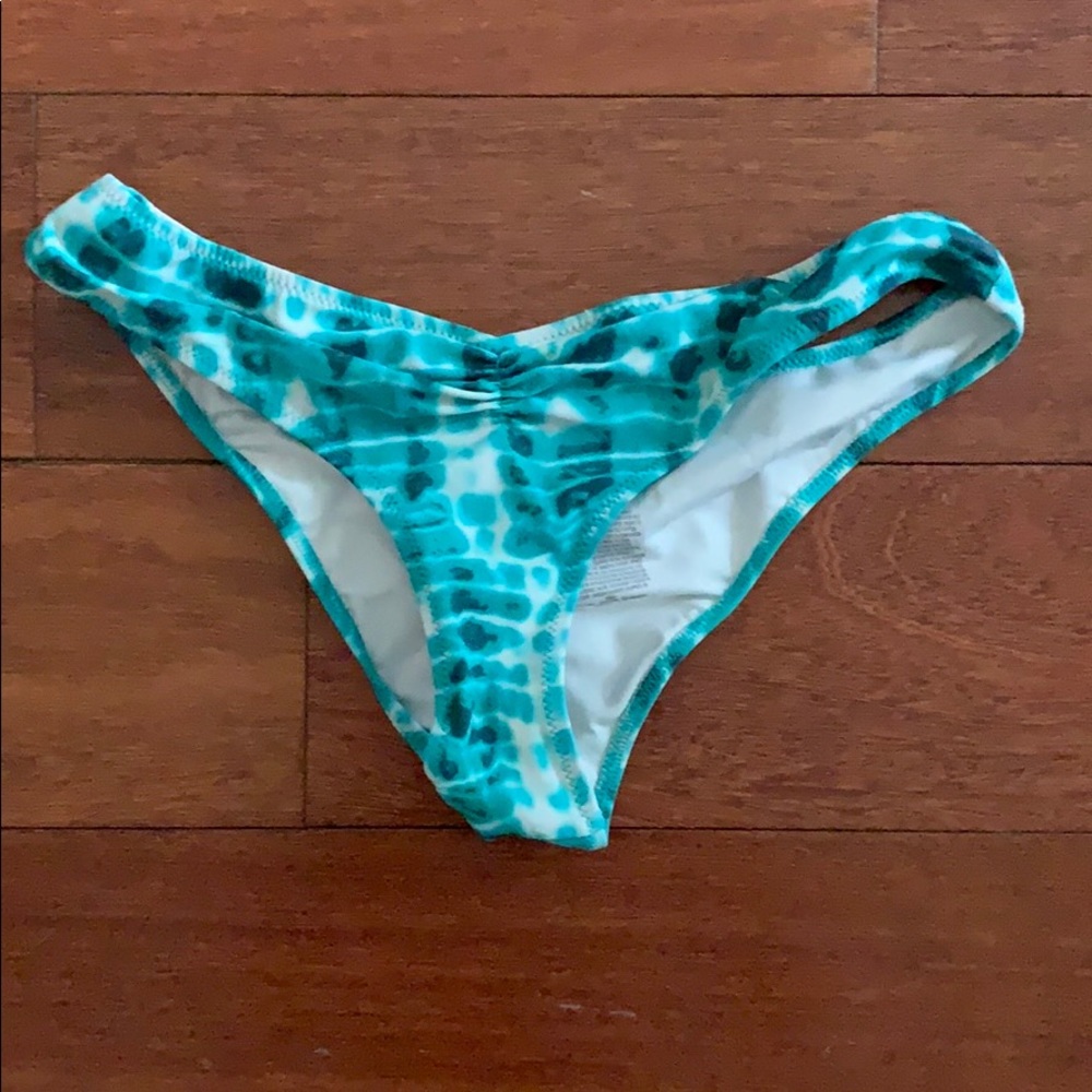 VS Itsy Bikini Bottoms